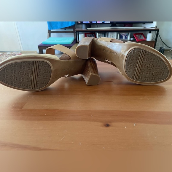 ⭐️ Host Pick⭐️ NATURALIZER nude/tan sandals. 8 cm heel. Brand new. NWOT - Picture 8 of 8